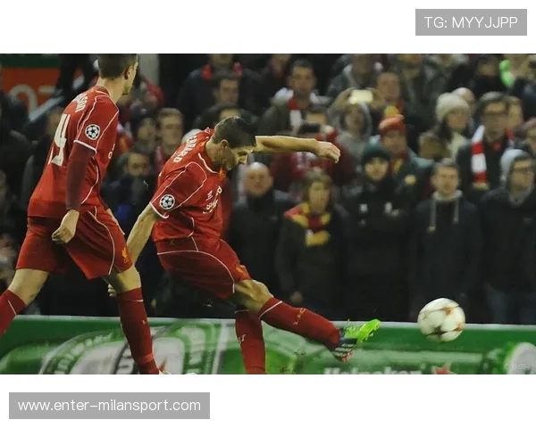 利物浦角球套路奏效，范迪克高点一顶破网